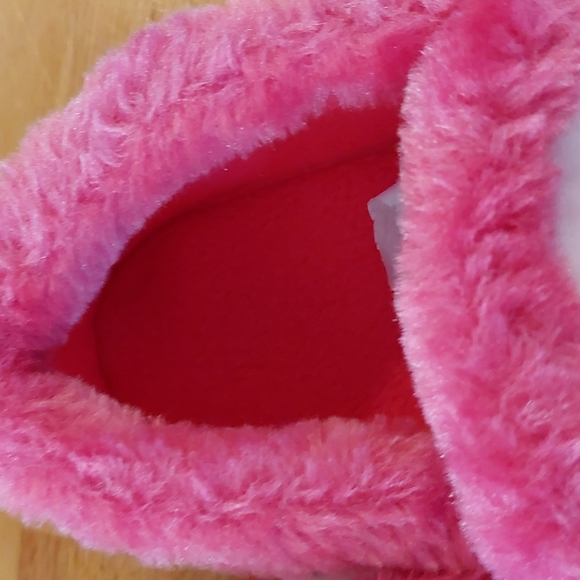 Wonder Nation Girl Slippers - Picture 8 of 9